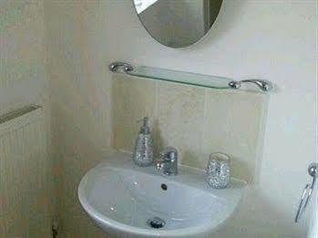 Bay Rooms Dudley Esterno foto